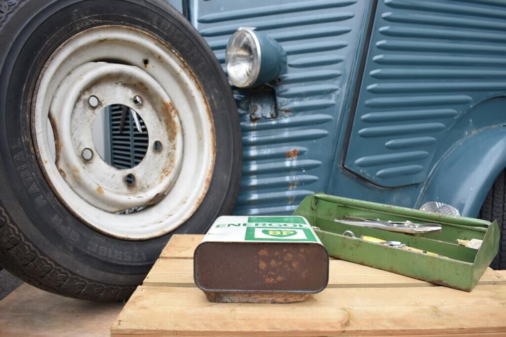 Vintage Oil can, French BP Energol , Rustic Display Garage Retro 2 litre