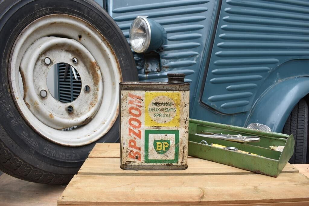 Vintage Oil Can, French BP Zoom Empty, Rustic Garage Retro 2 litre